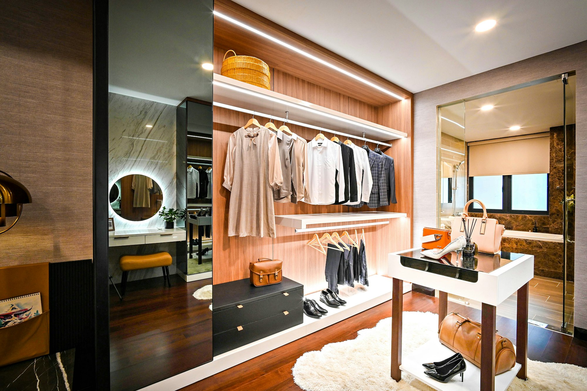 Closet Organization Hacks